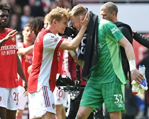 Arsenal's Victory: Ramsdale and Odegaard Celebrate Over Manchester United