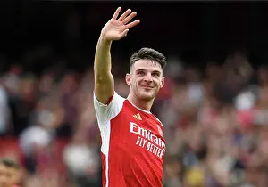 Arsenal's Victory: Rice Acknowledges Fans After Arsenal v Nottingham Forest (2023-24)