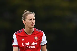 Arsenal's Viviane Miedema: Unyielding Focus in FA WSL Clash Against Aston Villa