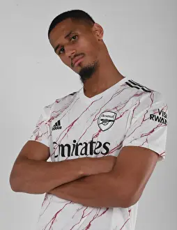 Arsenal's William Saliba Prepares for 2020-21 Season in Training