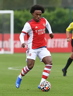 Arsenal's Willian in Action: Arsenal vs Millwall Pre-Season Match (2021)