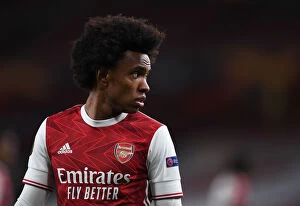 Images Dated 29th October 2020: Arsenal's Willian in UEFA Europa League: Playing Behind Closed Doors