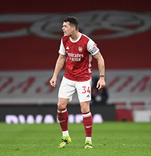 Arsenal's Xhaka Stands Out in Empty Emirates: Arsenal vs. Tottenham (2020-21)