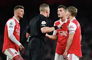 Arsenal's Xhaka, White, and Odegaard Discuss Calls with Referee During Arsenal v Chelsea Match (2022-23)