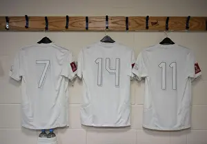 Oxford United V Arsenal - FA Cup 2023 Prints: Arsenal's Young Stars Prepare for FA Cup Clash against Oxford United