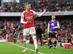 Arsenal's Zinchenko Reacts During Arsenal vs. Fulham Premier League Clash (2023-24)