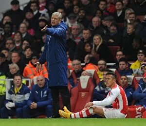 Images Dated 3rd December 2014: Arsene Wenger and Alexis Sanchez: Arsenal's Dynamic Duo in Action against Southampton (2014-15)