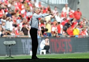 Arsenal v Chelsea - Community Shield 2015-16 Collection: Arsene Wenger and Arsenal Face Off Against Chelsea in FA Community Shield Clash, 2015