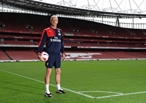 Arsene Wenger (Arsenal Manager). Arsenal 1st Team Photcall and Training Session Arsene Wenger (Arsenal Manager). Arsenal 1st Team Photcall and Training Session