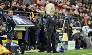 Villarreal v Arsenal 2008-9 Collection: Arsene Wenger the Arsenal Manager