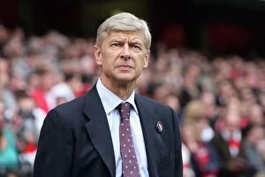 Images Dated 17th October 2009: Arsene Wenger the Arsenal Manager