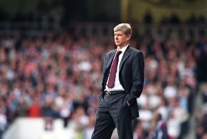 Images Dated 1st October 2007: Arsene Wenger the Arsenal Manager