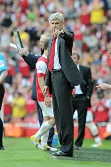 Arsenal v Liverpool 2010-2011 Collection: Arsene Wenger the Arsenal Manager. Arsenal 1: 1 Liverpool. Barclays Premier League