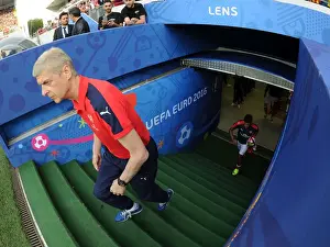 Lens V Arsenal 2016-17 Prints: Arsene Wenger: Arsenal Manager Before Lens Friendly (2016)