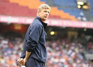 Arsene Wenger and Arsenal Triumph: 2-1 over Lazio at Amsterdam ArenA