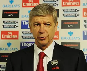 Arsenal V Manchester United 2011-12 Prints: Arsene Wenger: The Battle of Emirates - Arsenal vs Manchester United
