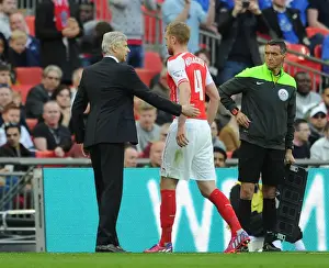 Reading V Arsenal FA Cup Semi Final 2014/15 Prints: Arsene Wenger Comforts Substituted Per Mertesacker during FA Cup Semi-Final
