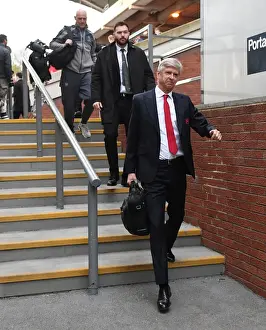 Crystal Palace V Arsenal 2016-17 Prints: Arsene Wenger Heads to Selhurst Park Before Crystal Palace vs Arsenal (2017)