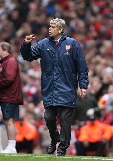 Arsenal V Liverpool 2007-08 Prints: Arsene Wenger at the Helm: A 1-1 Battle Against Liverpool, Emirates Stadium, 2008