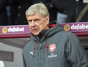 Arsene Wenger: Intense Focus at Burnley's Turf Moor, Premier League 2017-18