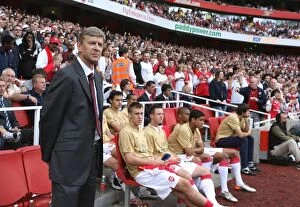 Arsenal v Inter Milan 2007-08 Collection: Arsene Wenger Leads Arsenal to 2-1 Victory over Inter Milan at Emirates Cup, 2007