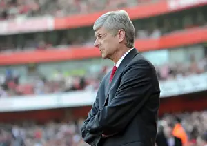 Arsene Wenger Leads Arsenal to 3:0 Victory over Aston Villa in Premier League, Emirates Stadium (2012)
