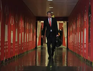 Arsene Wenger Leads Arsenal Against Manchester United (2014-15)