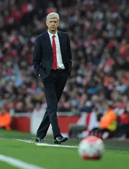 Arsene Wenger Leads Arsenal Against Manchester United in Premier League Clash (2015/16)
