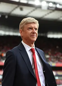 Arsene Wenger Leads Arsenal Against Sevilla in the Emirates Cup (2017-18)