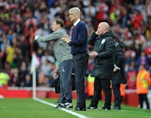 Images Dated 10th September 2016: Arsene Wenger Leads Arsenal Against Southampton in Premier League Showdown (2016-17)