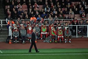 Arsenal v West Ham United 2016-17 Collection: Arsene Wenger Leads Arsenal Against West Ham United in Premier League Showdown (2016-17)