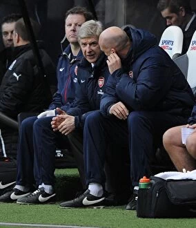 Newcastle United Collection: Arsene Wenger and Steve Bould: Focused on the Pitch - Newcastle United vs Arsenal (2013-14)