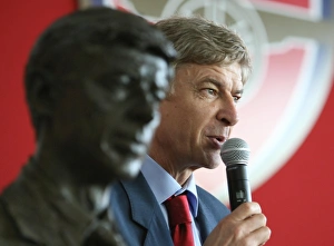Arsene Wenger Unveils His Bust at Emirates Stadium, 2007