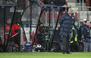 AZ Alkmaar V Arsenal 2009-10 Prints: Arsene Wenger vs AZ Alkmaar: A 1-1 Battle in the UEFA Champions League, October 2009