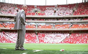Arsene Wenger's Farewell: 2-1 Arsenal Victory Over Ajax in Bergkamp's Testimonial, Emirates Stadium, London, 2006