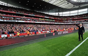 Arsenal v West Bromwich Albion 2014/15 Collection: Arsene Wenger's Farewell: Arsenal vs. West Bromwich Albion, 2015 - The Emotional Last Match