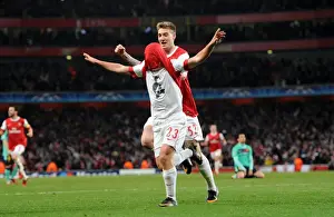 Arshavin and Bendtner: Arsenal's Unforgettable Goal Celebration vs. Barcelona in the Champions League (2:1)