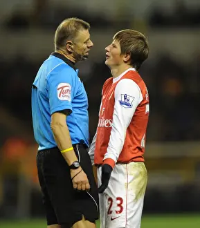 Arshavin Teases Ref Halsey During Arsenal's 2-0 Win Over Wolverhampton Wanderers