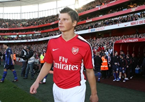 Arsenal V Sunderland 2008-9 Prints: Arshavin's Battle: Arsenal vs. Sunderland, 0-0 Premier League Stalemate, February 2009