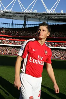Arsenal V Sunderland 2008-9 Prints: Arshavin's Battle: Arsenal vs