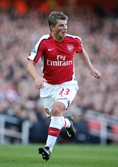 Arsenal V Sunderland 2008-9 Prints: Arshavin's Determined Performance: Arsenal vs