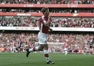 Arshavin Andrey Prints: Arshavin's Triumph: Arsenal's Thrilling 6-2 Victory Over Blackburn Rovers