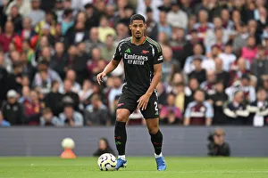Aston Villa FC v Arsenal FC - Premier League