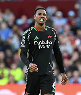 Aston Villa FC v Arsenal FC - Premier League
