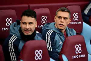 Aston Villa v Arsenal - Premier League
