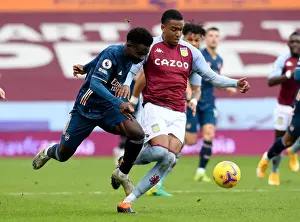 Aston Villa vs. Arsenal: Bukayo Saka Fouled by Ezri Konsa - Premier League 2020-21