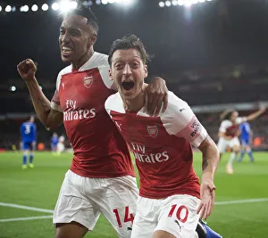 <b class=qtipBold><figcaption>Aubameyang 2nd goal 10 181022WAFC</figcaption></b><br><em>© Alan Walter</em> Aubameyang 2nd goal 10 181022WAFC