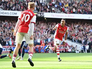 Aubameyang Brace: Arsenal Defeats Tottenham in Thrilling Derby Match