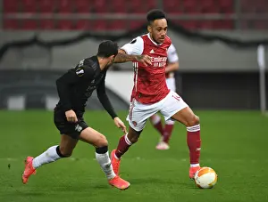 Aubameyang vs. Goncalves: Intense Face-Off in Arsenal's Europa League Battle against Benfica
