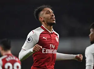 Aubameyang's Brace: Arsenal's 4-2 Victory Over Everton (2017-18)